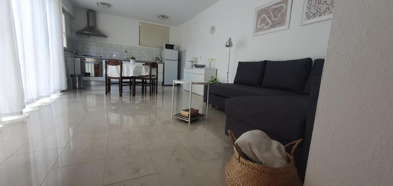 Apartment Brgacelj Kali Esterno foto
